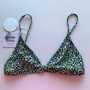 ✨SOLD✨ Kulani kini’s - Top